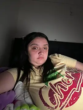 Snapshot of aliceayres797 chatting on 03-04-25, 03:11 aliceayres797 online show from 03-04-25, 03:11