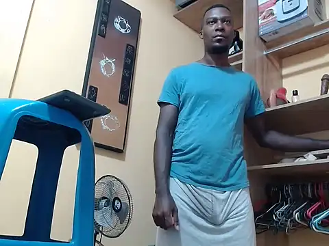 Snapshot of kurtbigcock chatting on 09-23-25, 01:03 kurtbigcock online show from 09-23-25, 01:03