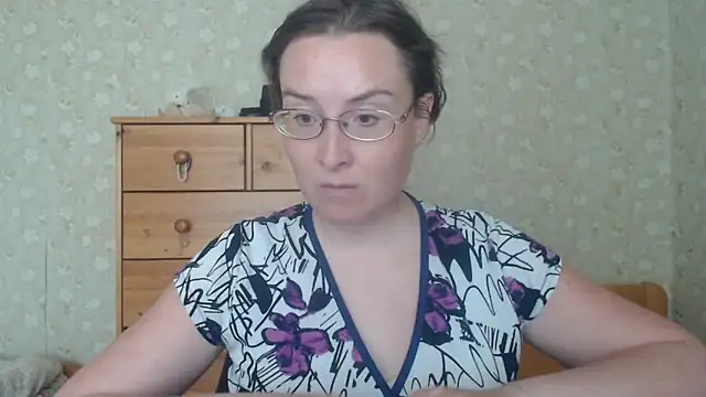 Smart Rose online show from 05-12-26, 02:14