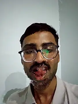 Snapshot of krishna8035 chatting on 03-02-25, 02:00 krishna8035 online show from 03-02-25, 02:00