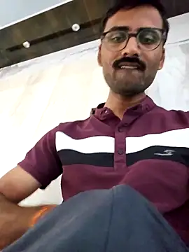 Snapshot of krishna8035 chatting on 03-16-25, 04:41 krishna8035 online show from 03-16-25, 04:41