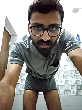 Snapshot of krishna8035 chatting on 11-23-25, 10:48 krishna8035 online show from 11-23-25, 10:48