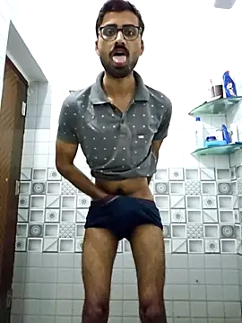 Snapshot of krishna8035 chatting on 12-15-25, 01:59 krishna8035 online show from 12-15-25, 01:59