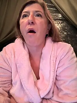 Snapshot of Natali_UA chatting on 11-06-25, 05:47 Natali UA online show from 11-06-25, 05:47