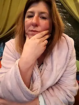 Snapshot of Natali_UA chatting on 12-04-25, 08:39 Natali UA online show from 12-04-25, 08:39