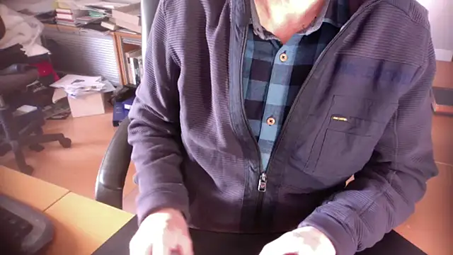 outlaw200 online show from 12-17-24, 12:43