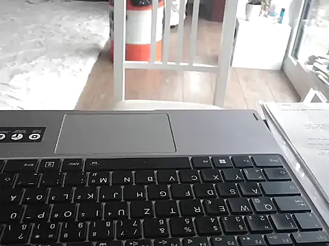 LuckyLuke13 online show from 11-01-25, 10:06