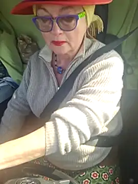 MucMilf59 online show from 03-22-26, 09:23