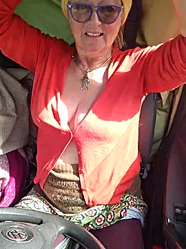 MucMilf59 online show from 03-28-26, 01:33