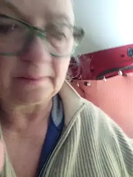 MucMilf59 online show from 04-02-26, 06:11