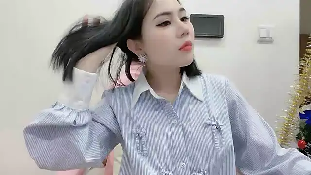 Snapshot of Meilian2021 chatting on 01-06-25, 03:31 Meilian2021 online show from 01-06-25, 03:31