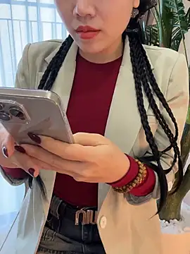 Snapshot of Meilian2021 chatting on 02-20-25, 04:39 Meilian2021 online show from 02-20-25, 04:39