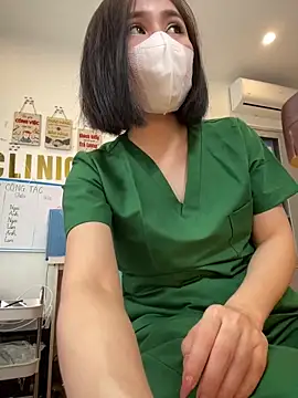 Snapshot of Meilian2021 chatting on 11-17-25, 04:40 Meilian2021 online show from 11-17-25, 04:40