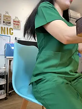 Snapshot of Meilian2021 chatting on 11-18-25, 05:12 Meilian2021 online show from 11-18-25, 05:12