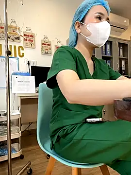 Snapshot of Meilian2021 chatting on 11-27-25, 04:47 Meilian2021 online show from 11-27-25, 04:47