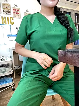 Snapshot of Meilian2021 chatting on 11-30-25, 04:49 Meilian2021 online show from 11-30-25, 04:49