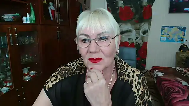 JenaCheim online show from 05-18-26, 05:24