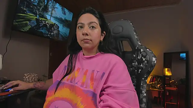 coraline latin online show from 02-12-25, 09:01