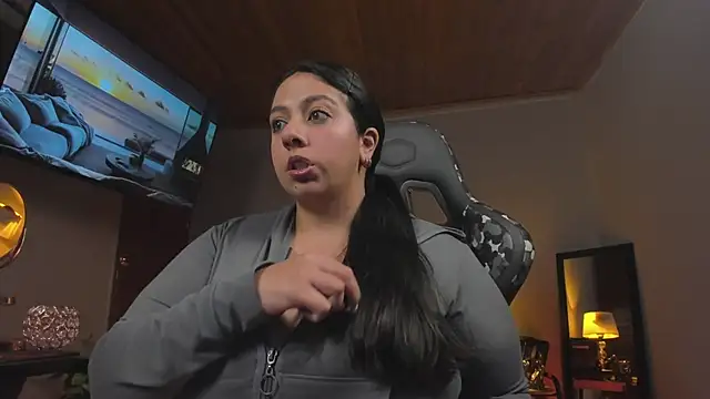 coraline latin online show from 02-14-25, 04:58