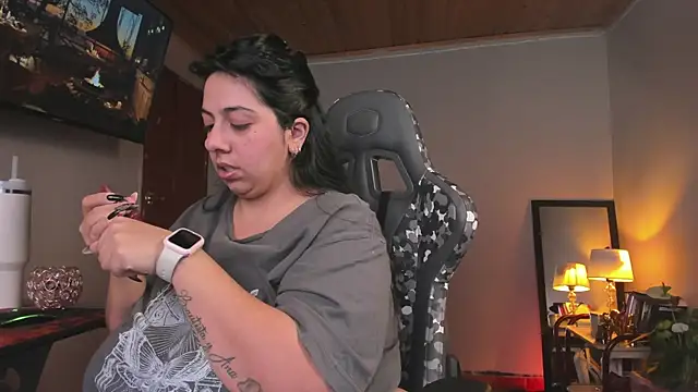 coraline latin online show from 03-14-25, 08:49