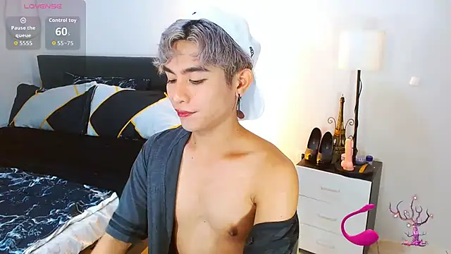 WildestTwink online show from 04-25-26, 11:02