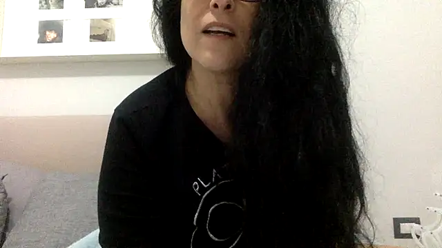 crudeliafrancy online show from 03-09-26, 05:28