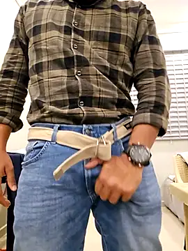 shakir12340 online show from 09-08-25, 05:01