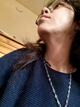 rposhta1991 online show from 10-22-25, 08:25