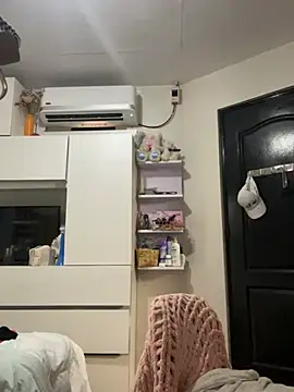 Snapshot of asianmystery203 chatting on 01-11-25, 06:45 asianmystery203 online show from 01-11-25, 06:45