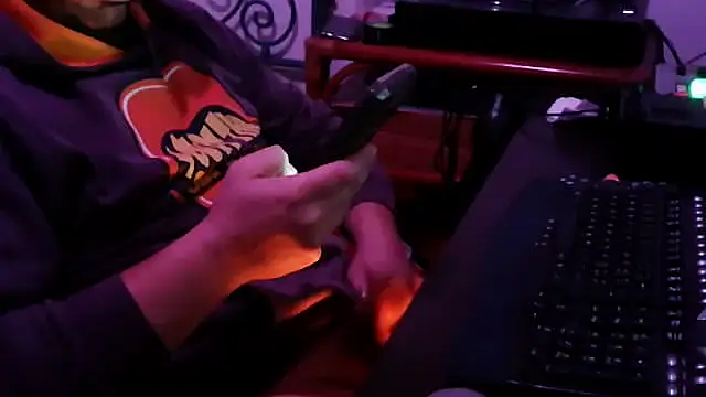 Italian dark desire online show from 11-27-25, 08:27