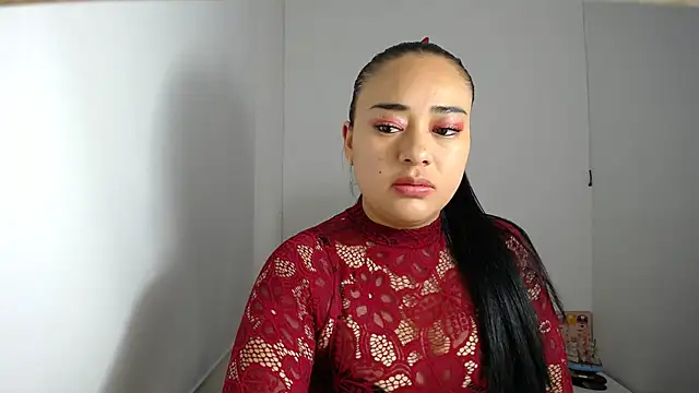 ReyleDoll online show from 12-18-24, 07:41