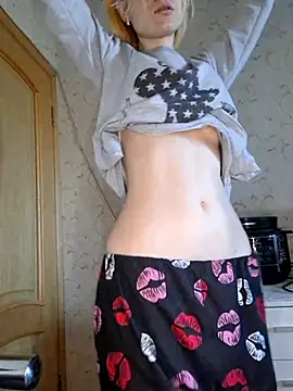 YogisticJuli666 online show from 02-25-25, 08:58