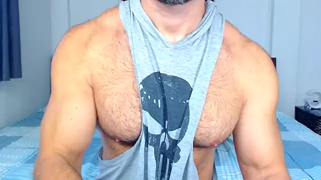 Snapshot of RONNIE_X chatting on 10-20-25, 02:23 RONNIE X online show from 10-20-25, 02:23