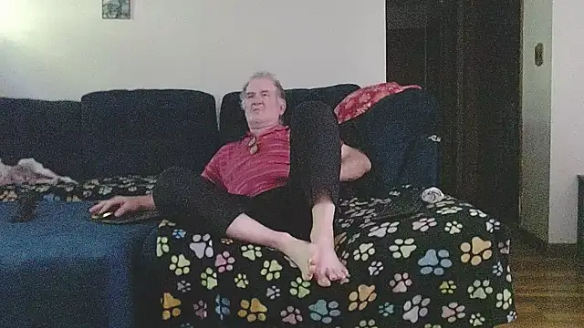 Snapshot of Sweet_Sexy1963 chatting on 09-26-25, 04:33 Sweet Sexy1963 online show from 09-26-25, 04:33