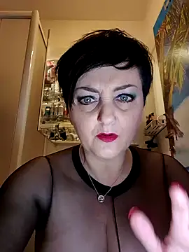lucillabollente online show from 02-20-25, 05:12
