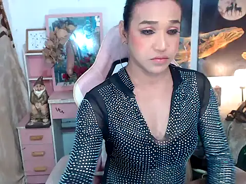 AsianMariaTs online show from 11-18-25, 02:43