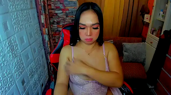 Snapshot of tssexylover chatting on 01-14-25, 07:32 tssexylover online show from 01-14-25, 07:32