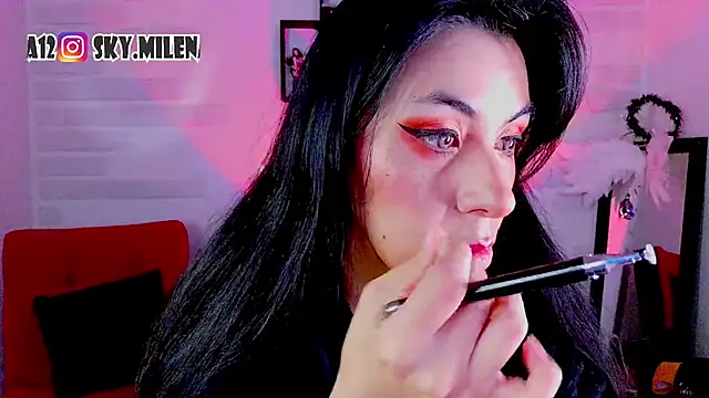 sky girl1 online show from 11-30-25, 09:57