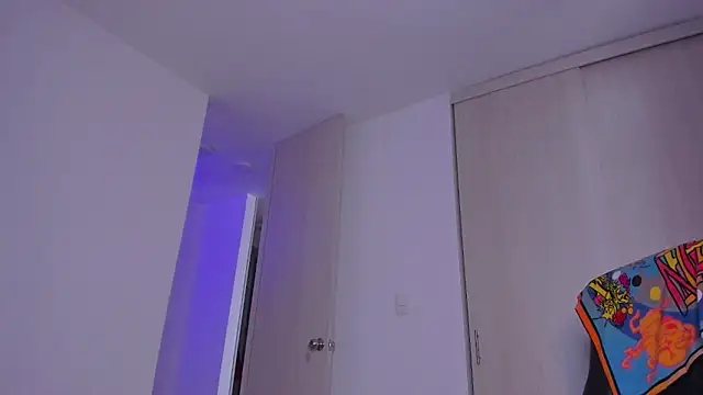 Snapshot of Lisegg_ chatting on 09-27-25, 02:22 Lisegg online show from 09-27-25, 02:22