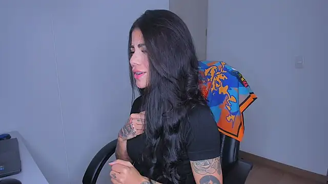 Lisegg  online show from 02-07-26, 04:11