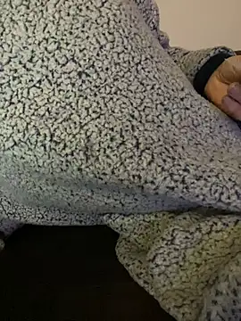 Snapshot of LionBoy1976 chatting on 12-26-24, 12:36 LionBoy1976 online show from 12-26-24, 12:36