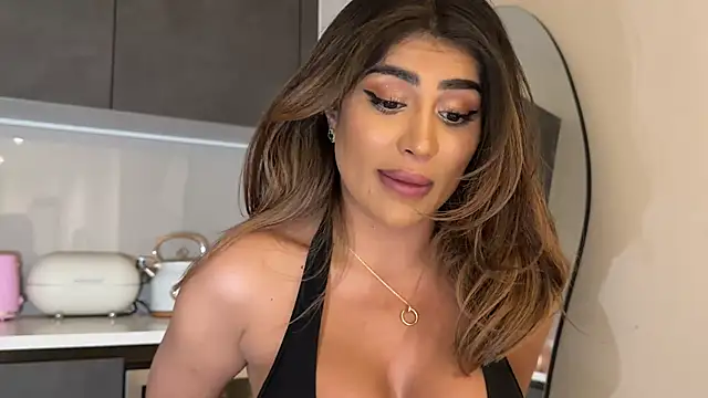 ArabicBarbie online show from 01-05-26, 11:41