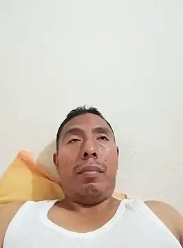 Snapshot of desnudo_Sexoxo chatting on 02-13-25, 04:00 desnudo Sexoxo online show from 02-13-25, 04:00