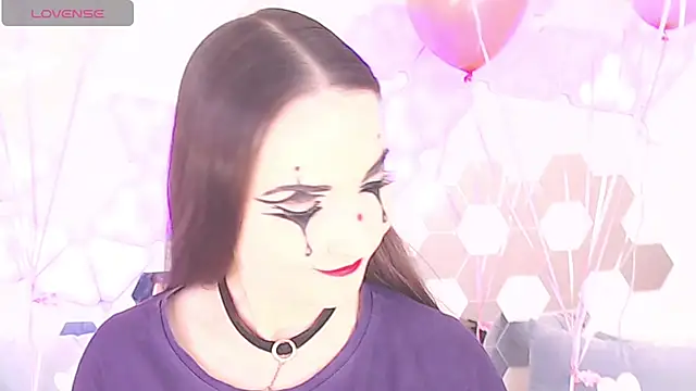 LexiKiss online show from 01-14-25, 06:45