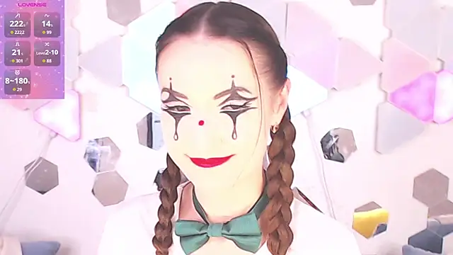 LexiKiss online show from 09-27-25, 06:18