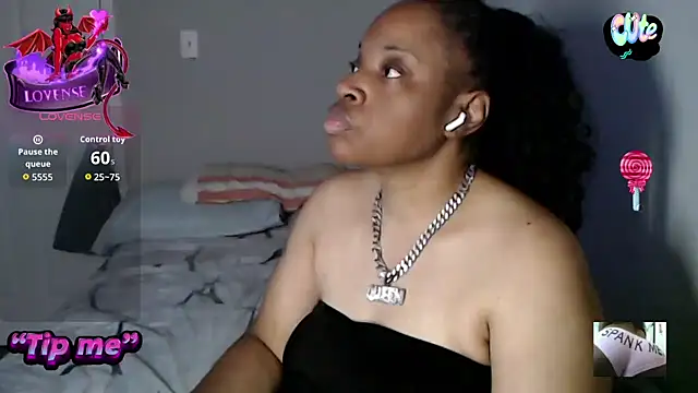 Sexymona1218 online show from 11-13-25, 06:29