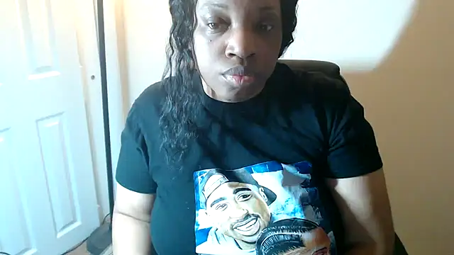 Sexymona1218 online show from 04-23-26, 08:24