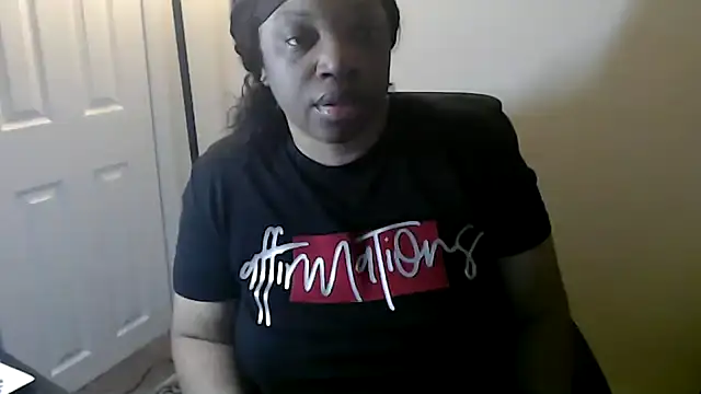 Sexymona1218 online show from 05-19-26, 05:03