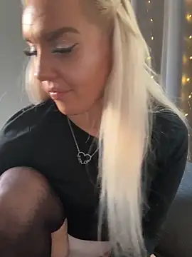 MIA-XXX online show from 11-05-25, 11:54