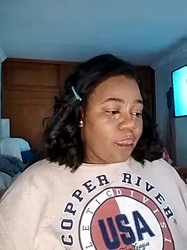 Snapshot of Daddys_girl1 chatting on 09-13-25, 01:38 Daddys girl1 online show from 09-13-25, 01:38